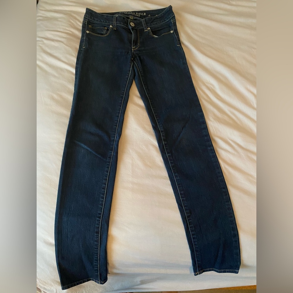 Used- Like New- American Eagle Skinny Jeans.
